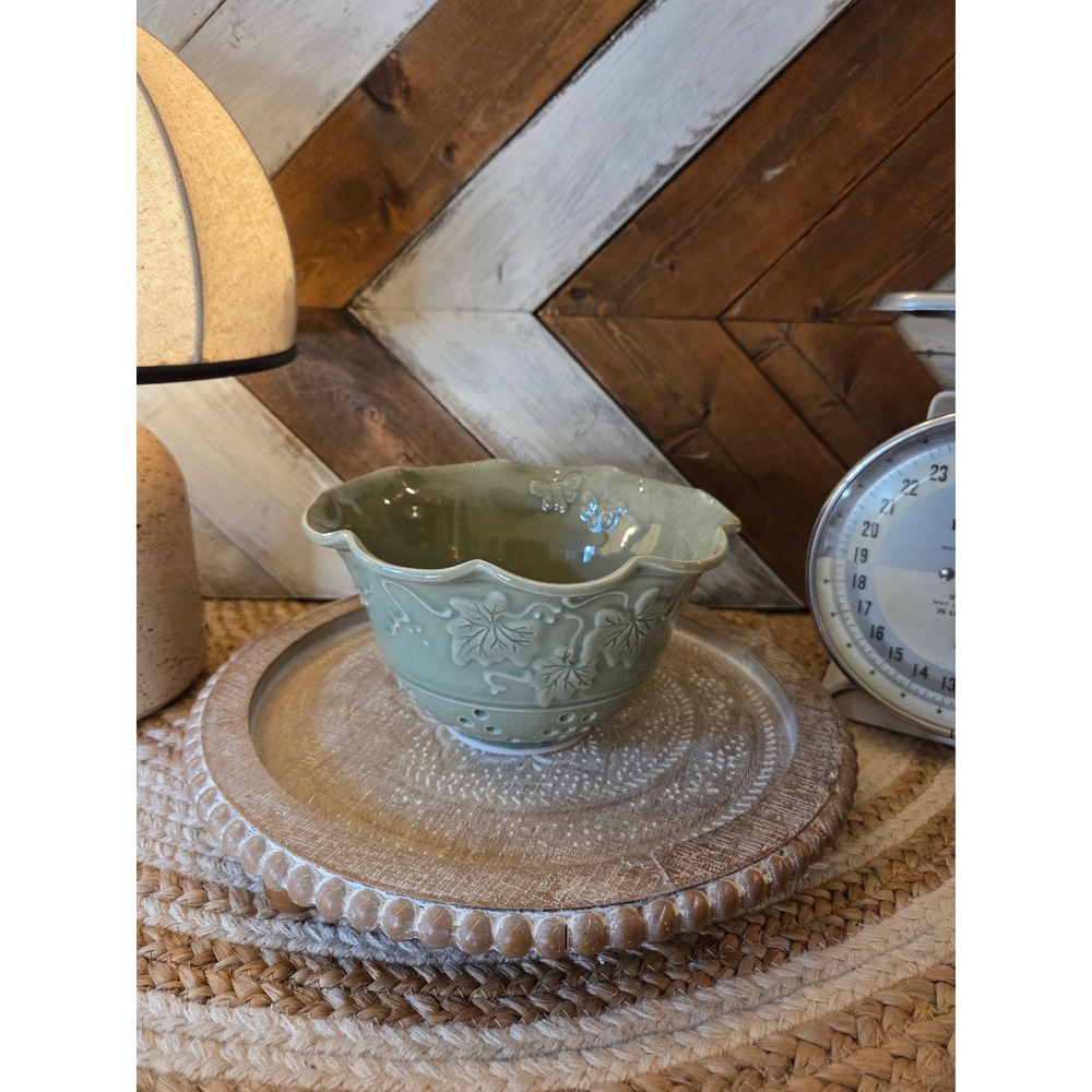 Ceramic Berry Bowl Colander Celadon Green Ivy Butterfly Scalloped Fruit Strainer